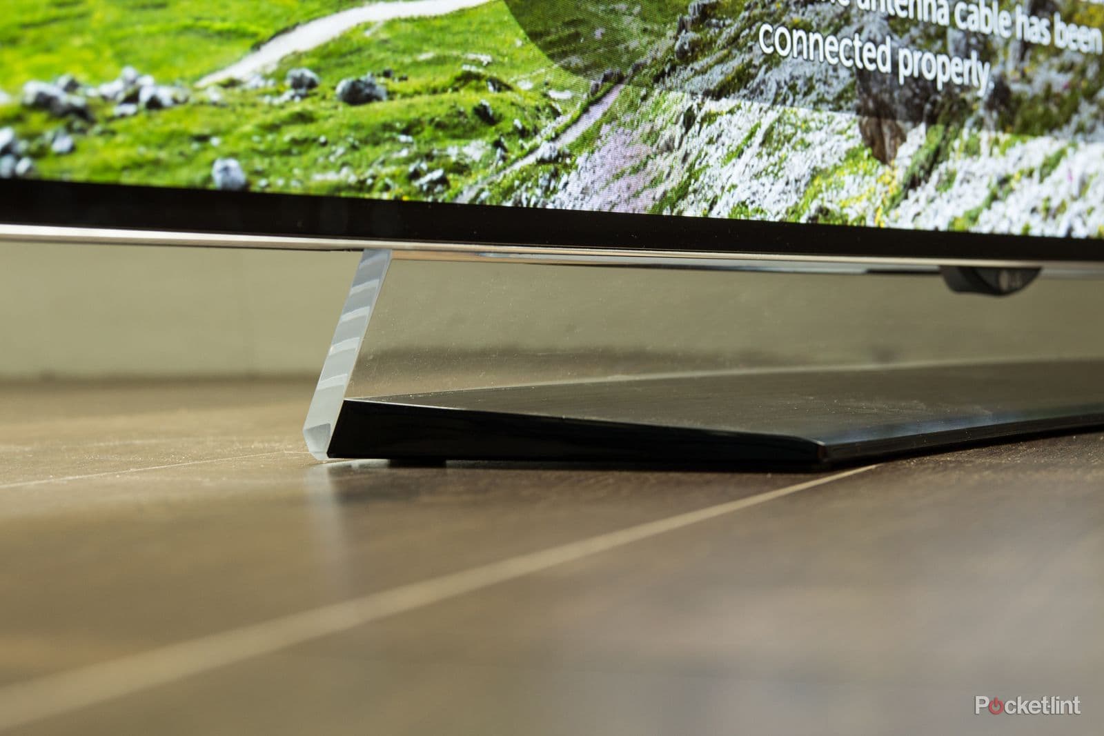 LG C6 OLED Review: The Last Legend of Curved 3D Displays